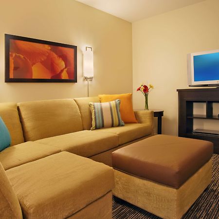 Hyatt House Naperville/Warrenville Exterior foto