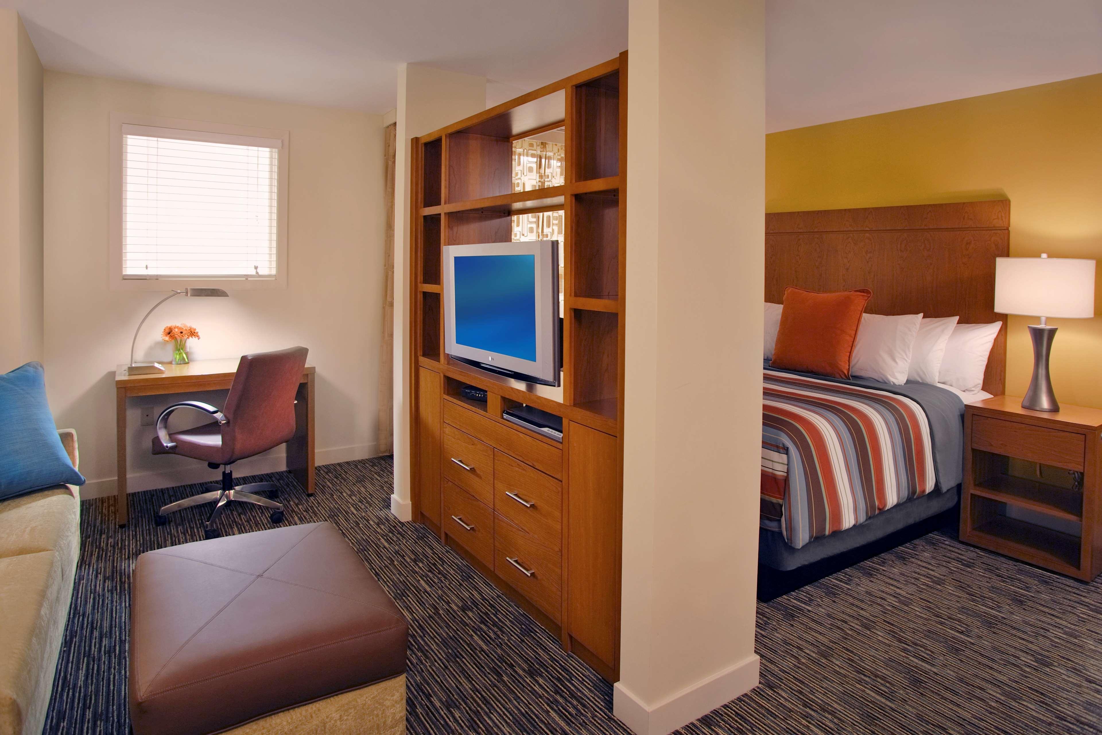 Hyatt House Naperville/Warrenville Exterior foto